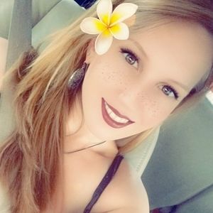 Meet your Posher, Candace